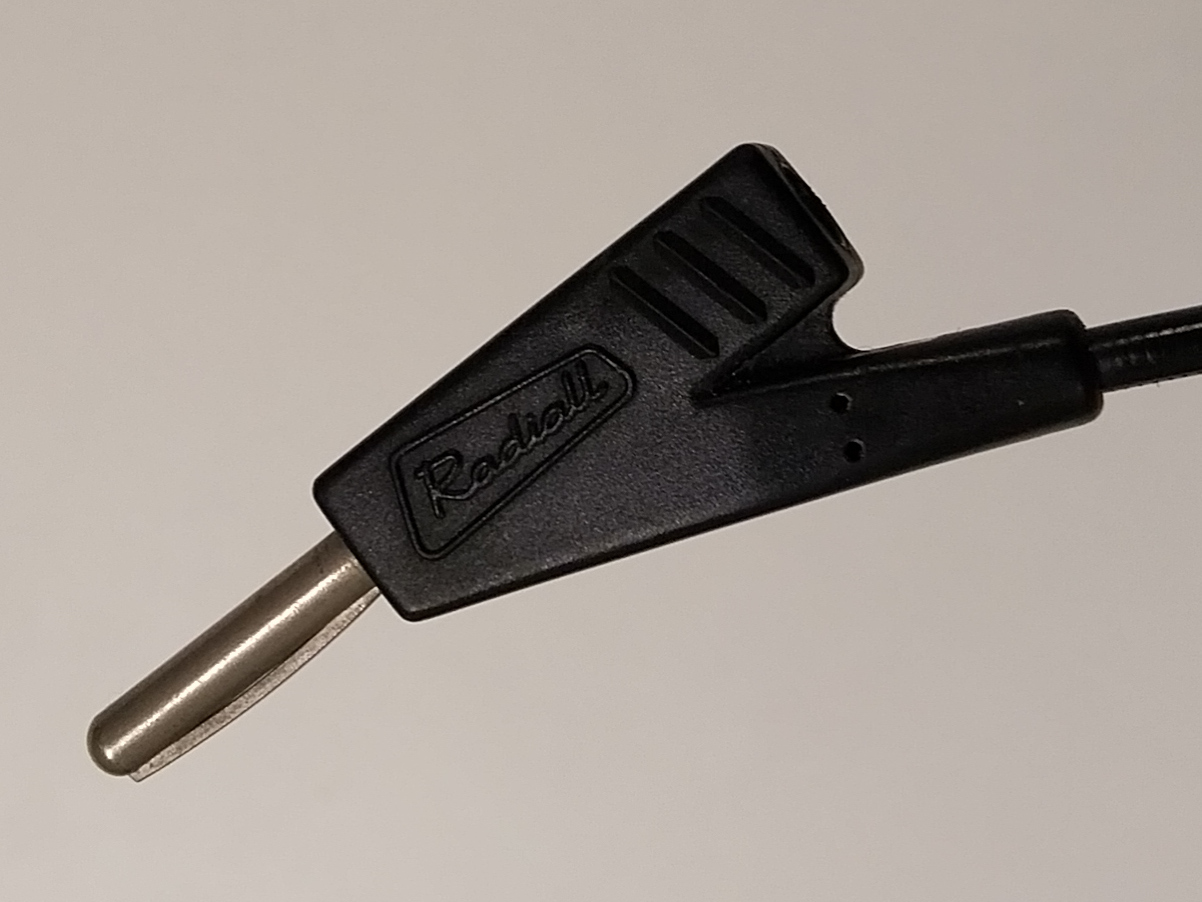 Banana plug